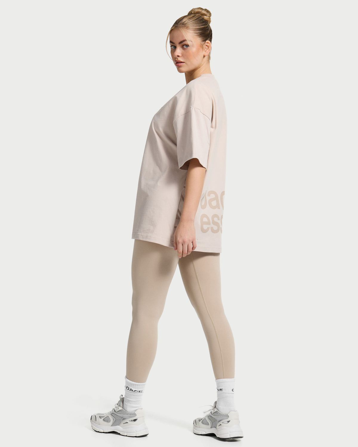 taupe|women