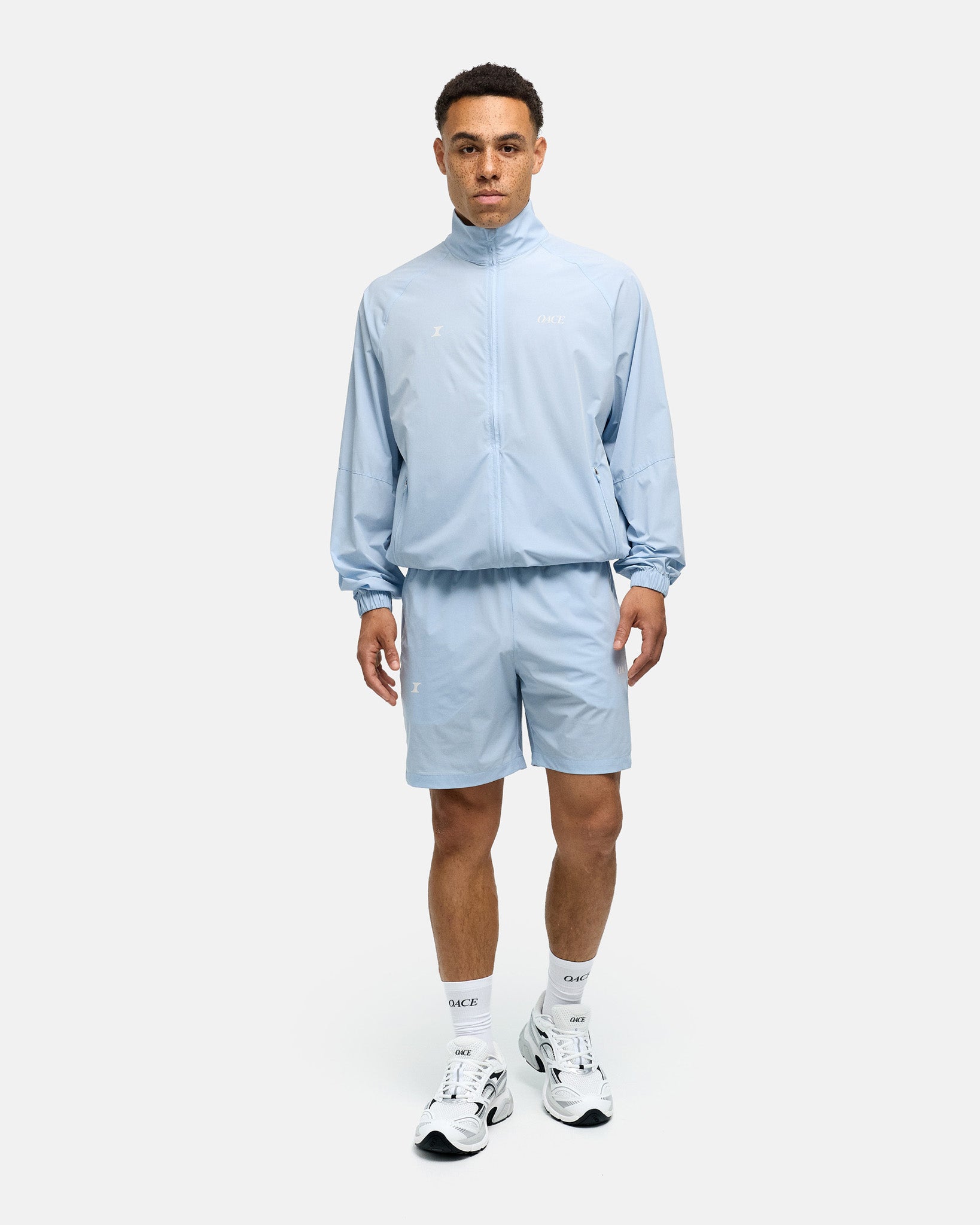 aura blue