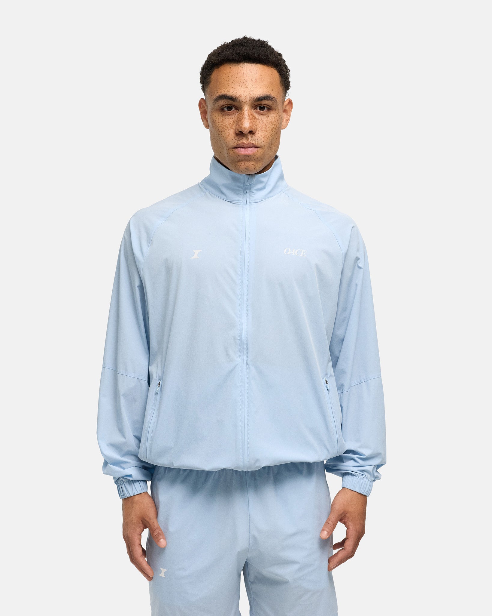 aura blue