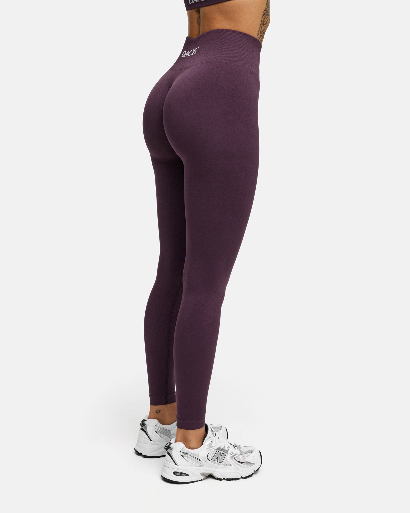 dark violet
