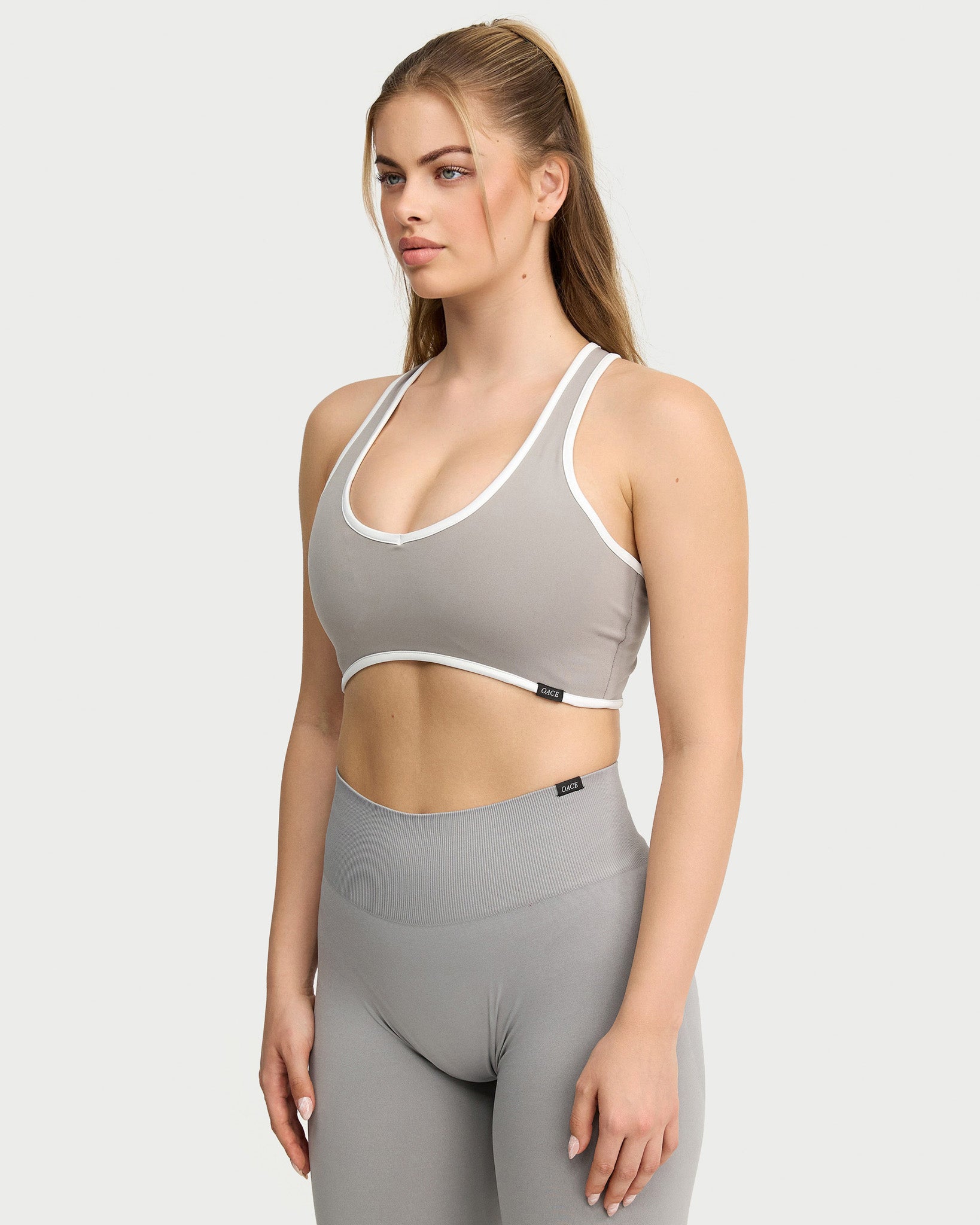 Appearance Outlined Nylon Bra (Outlet)