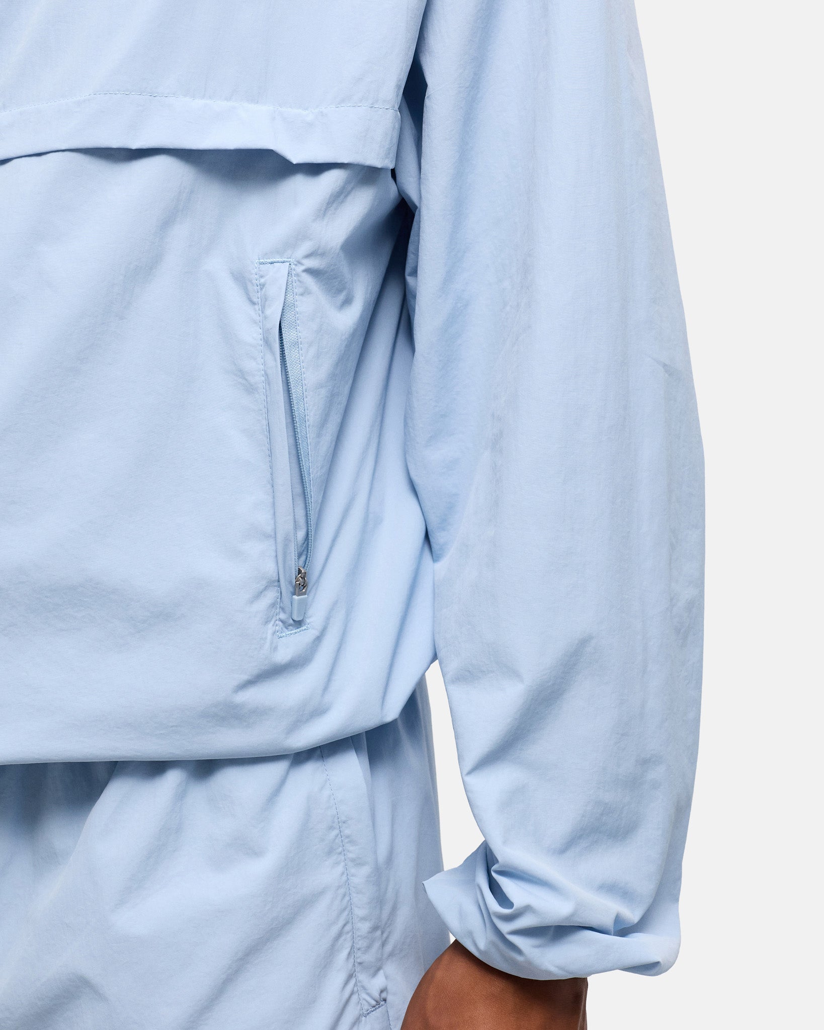 aura blue