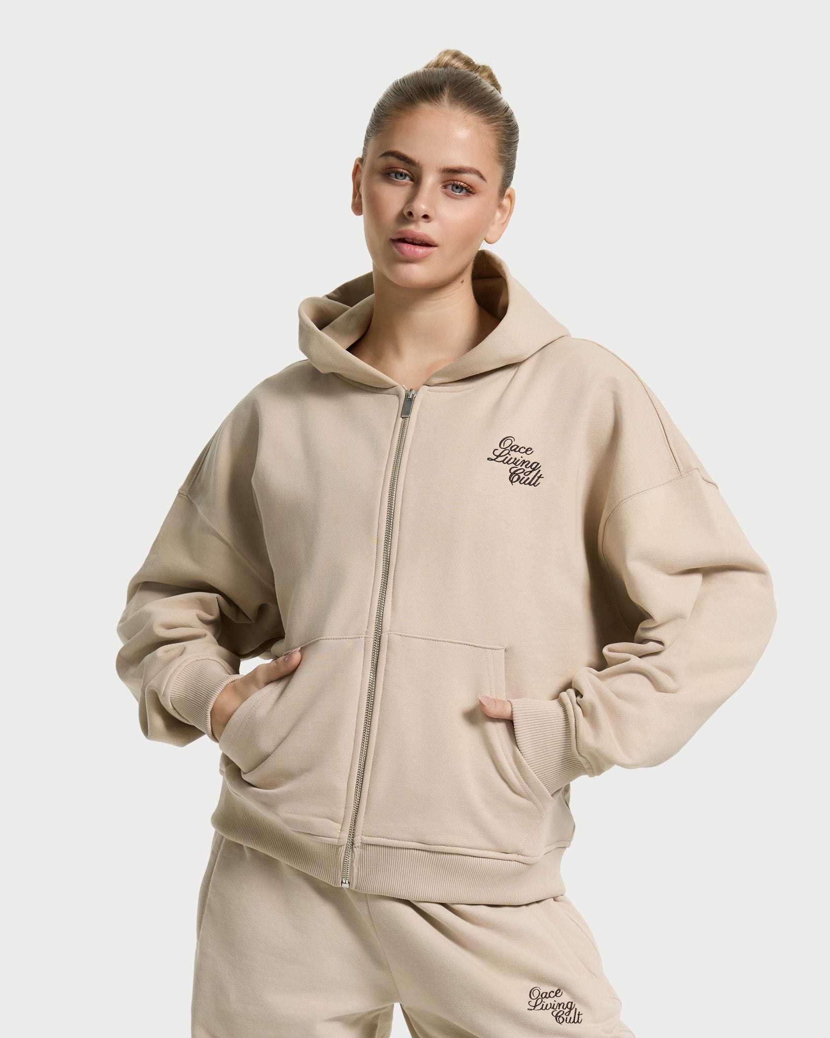 Spannende Oace Hoodie Damen Bild