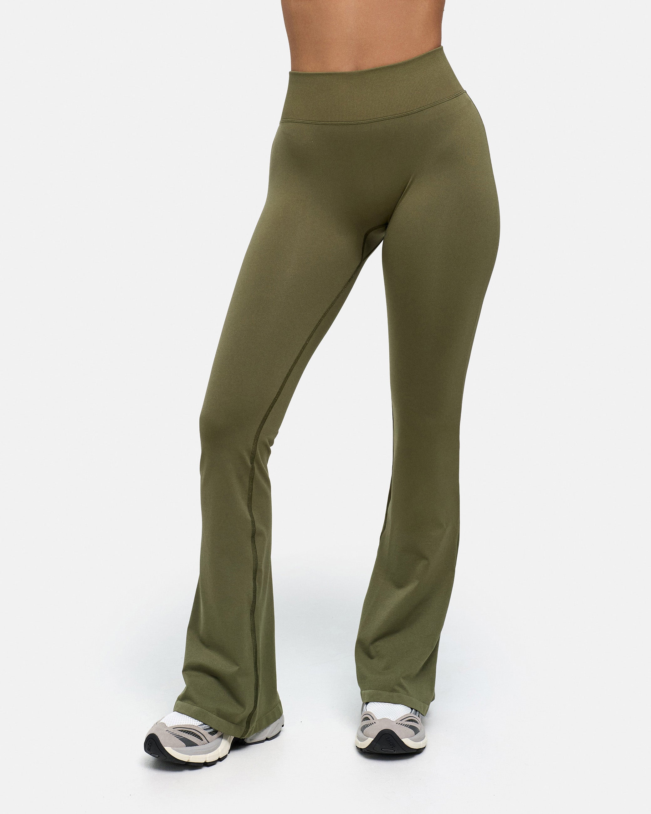 ivy green|regular