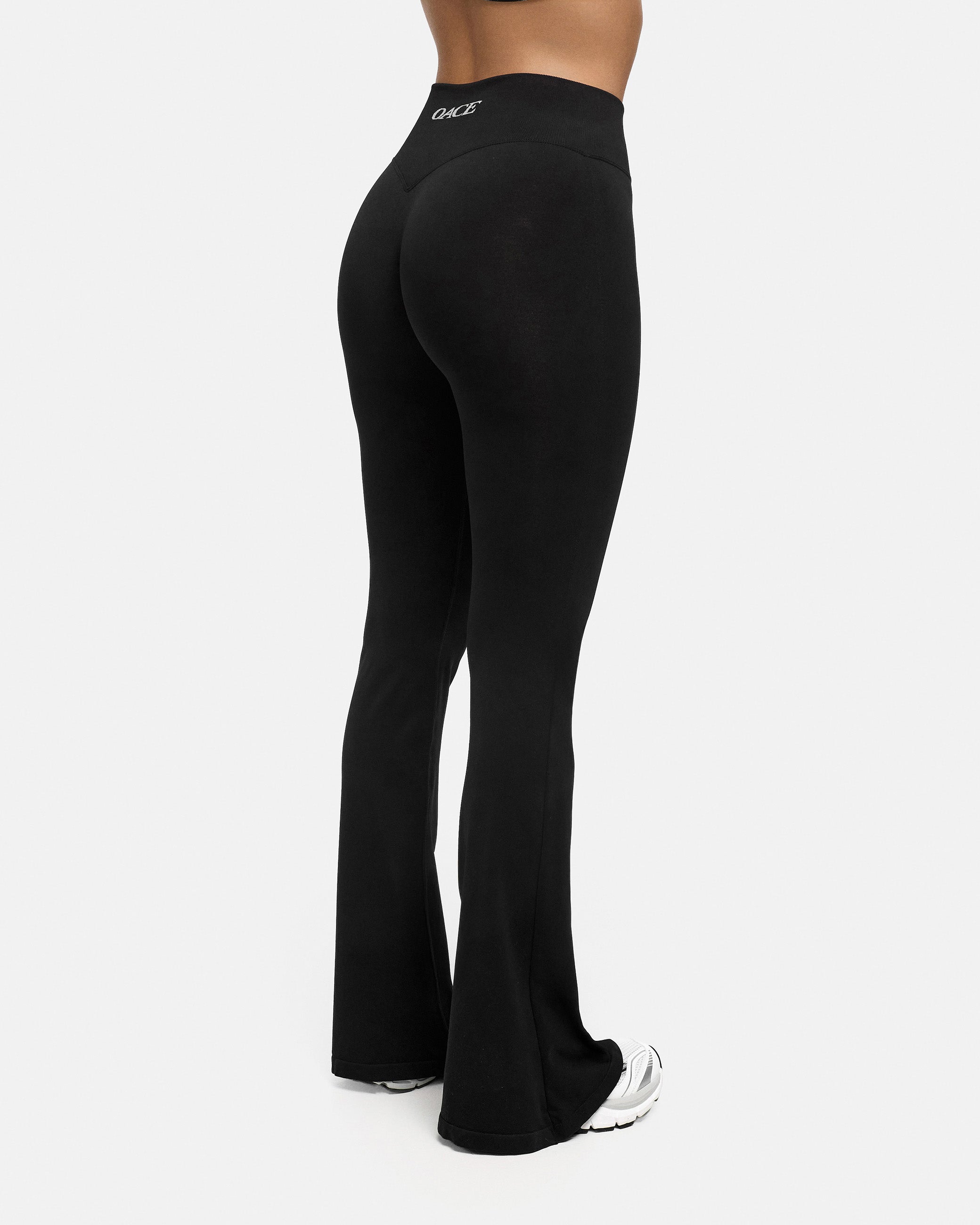 true black|regular