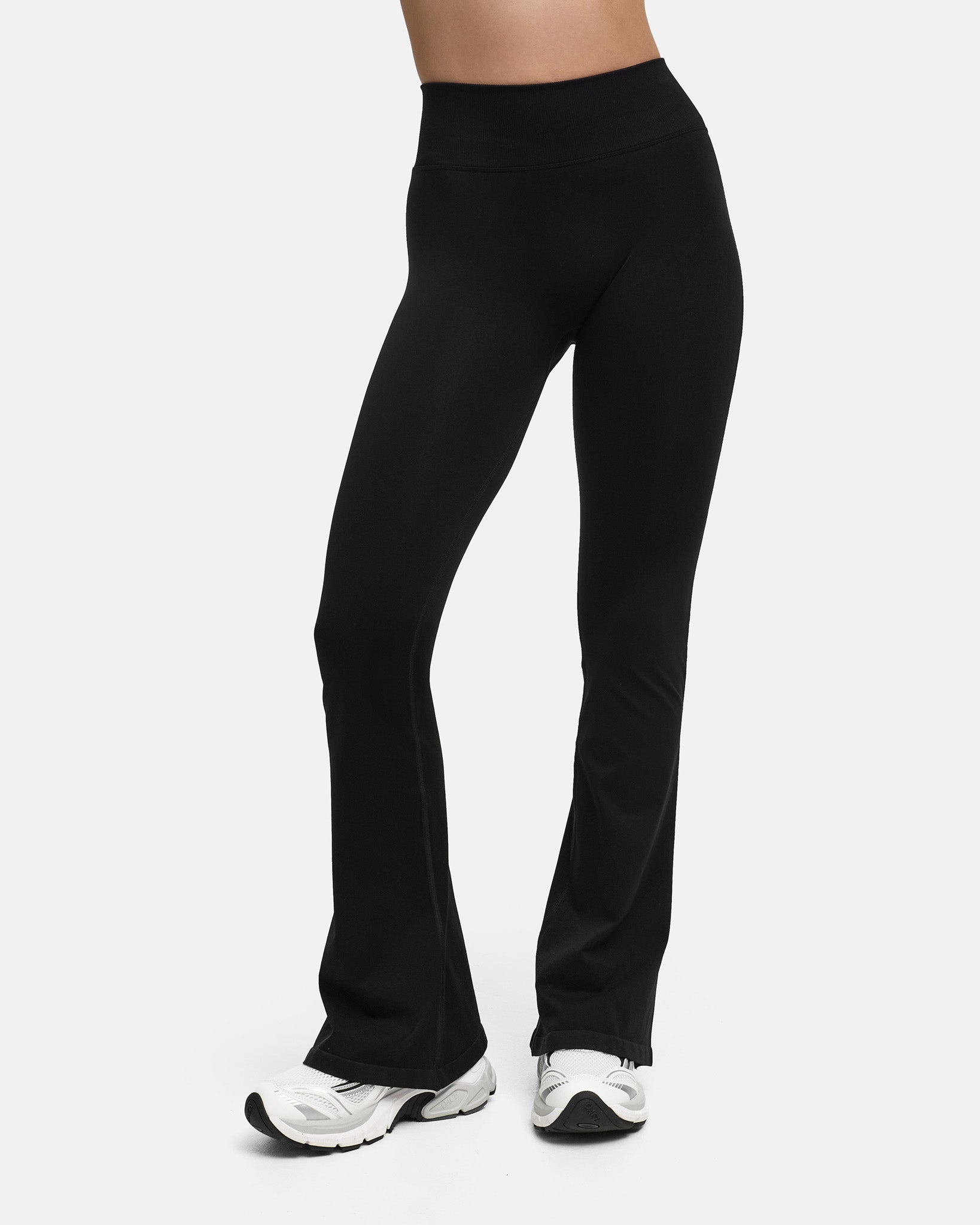 true black|petite