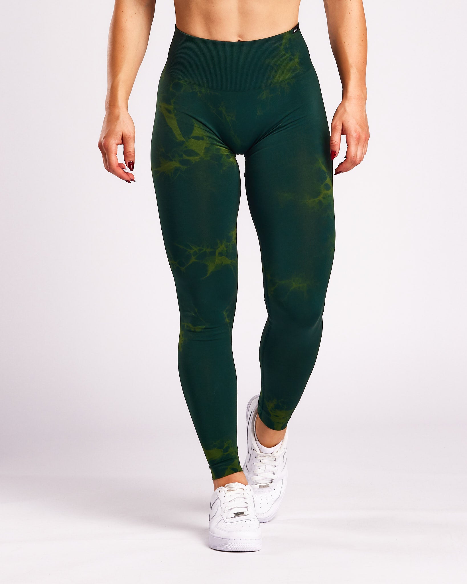 dark green