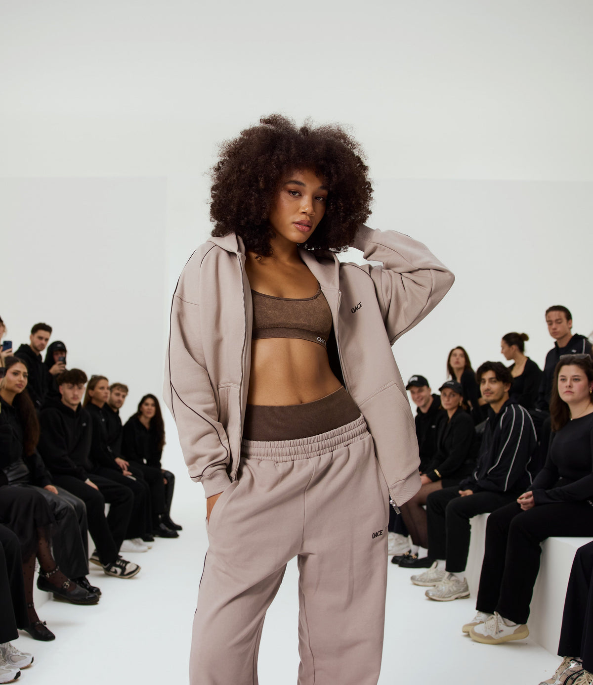 Lined Collection Women