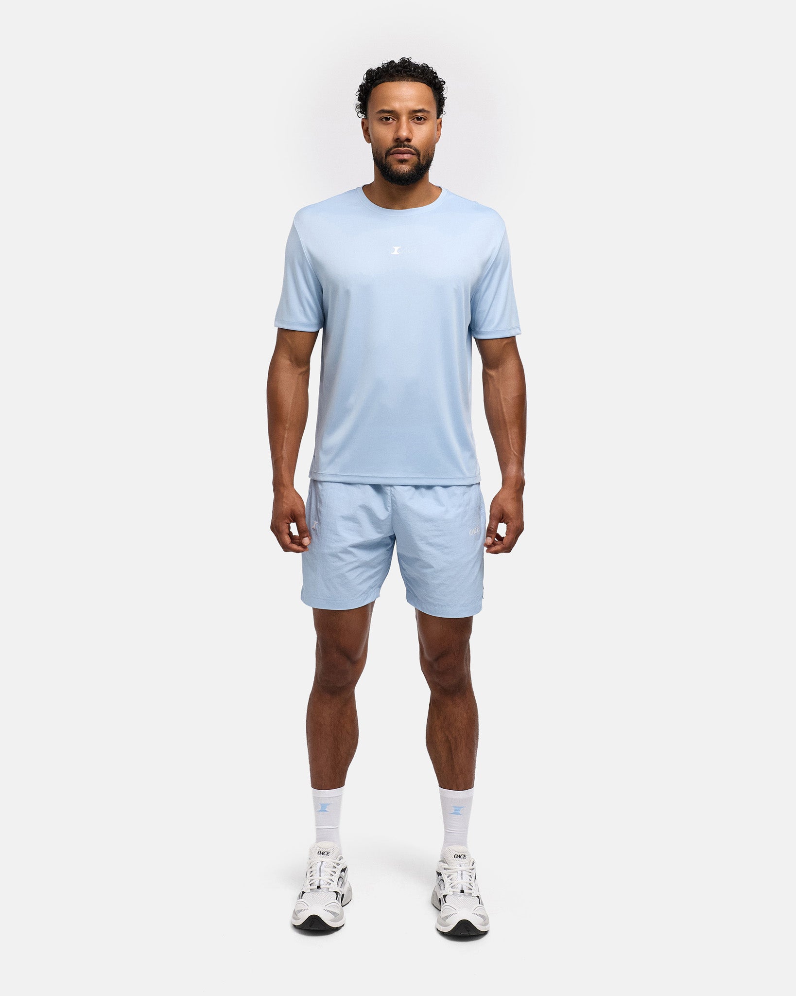 aura blue