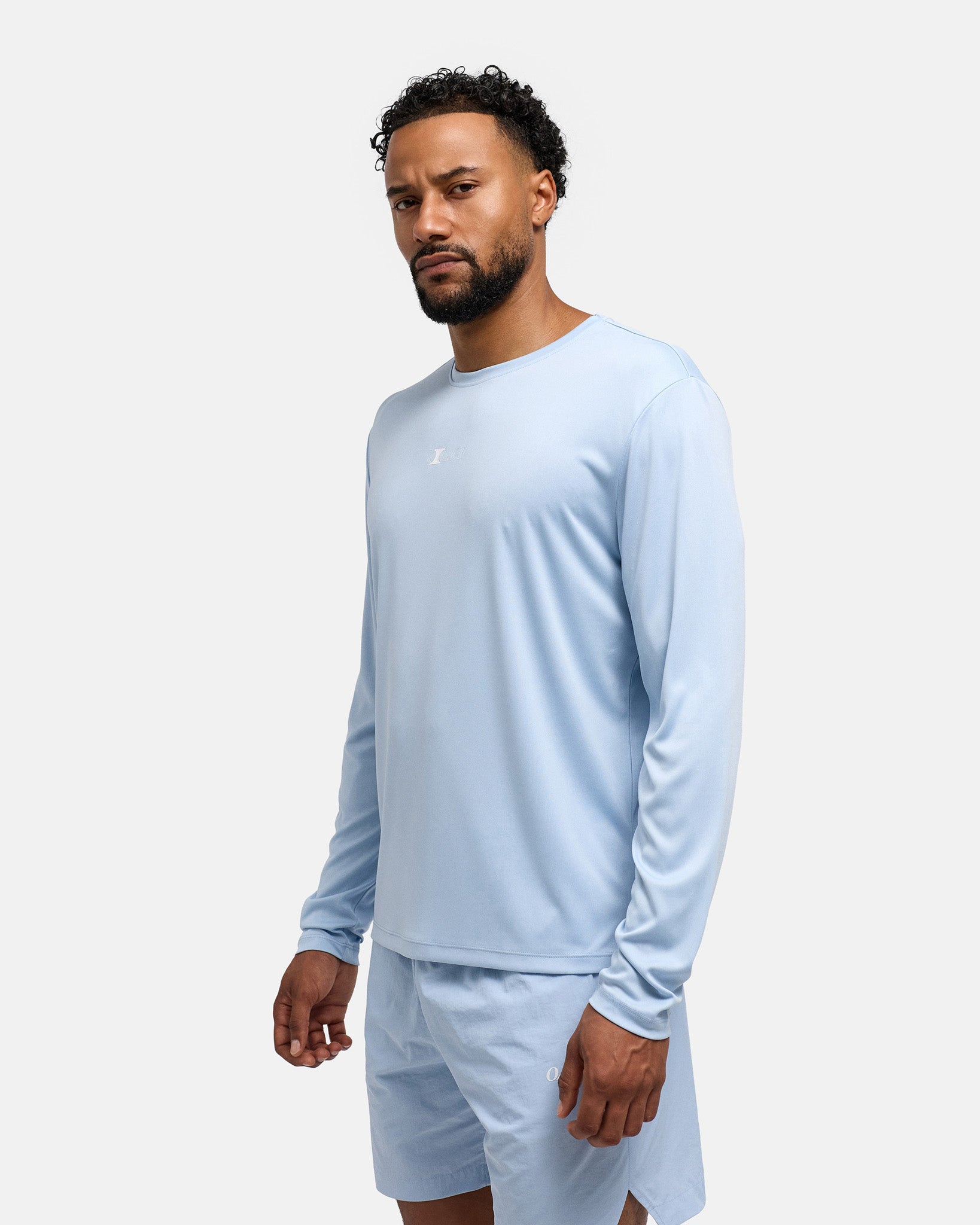 aura blue