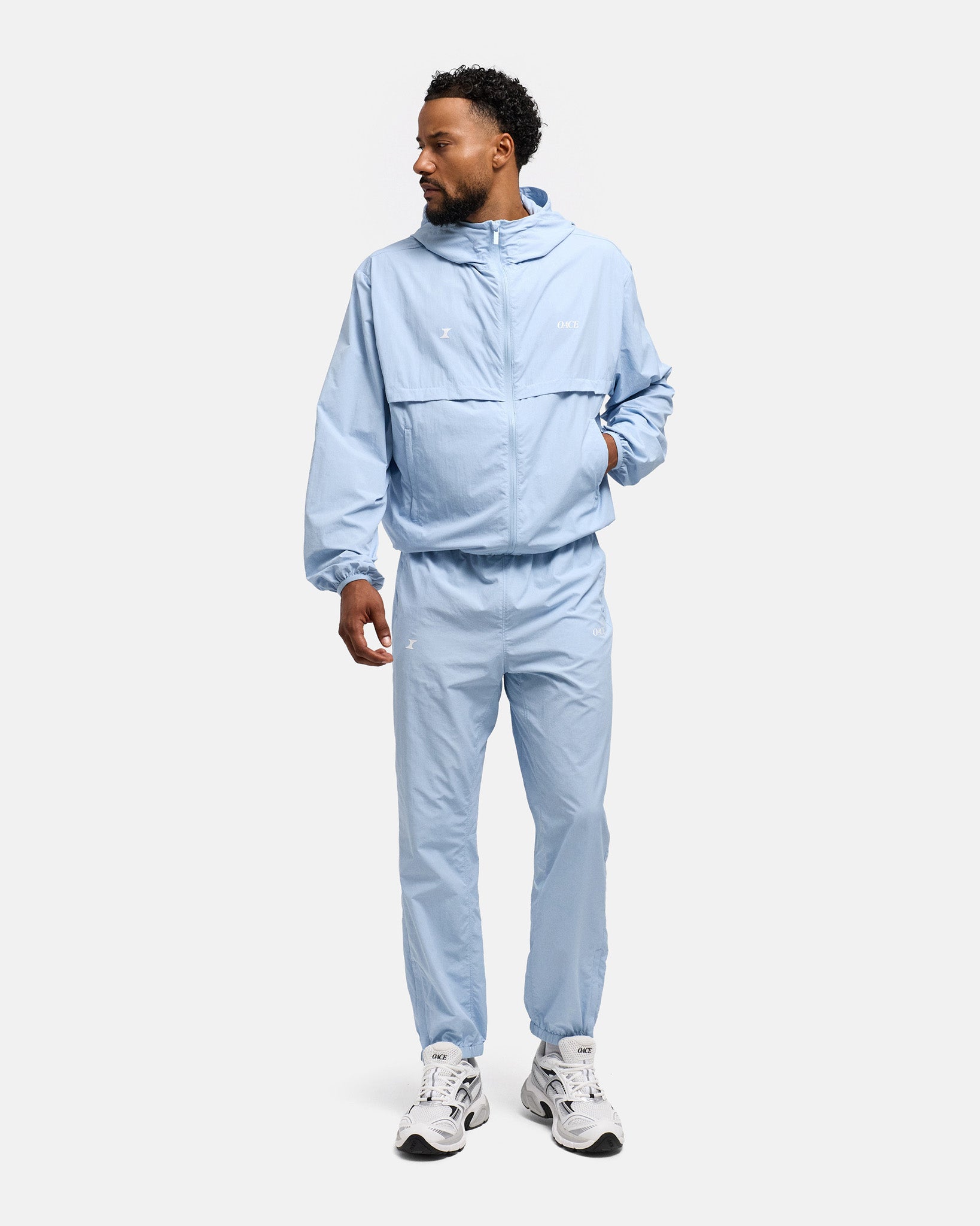 aura blue