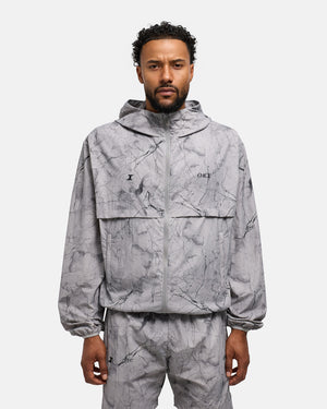 cracked foggy grey