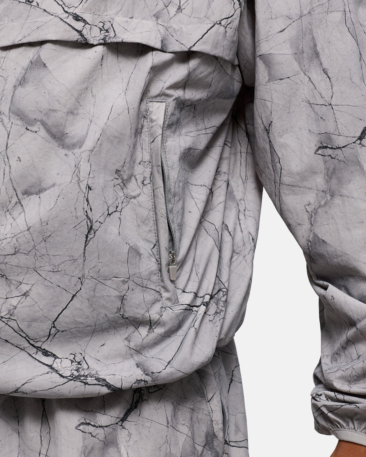 cracked foggy grey