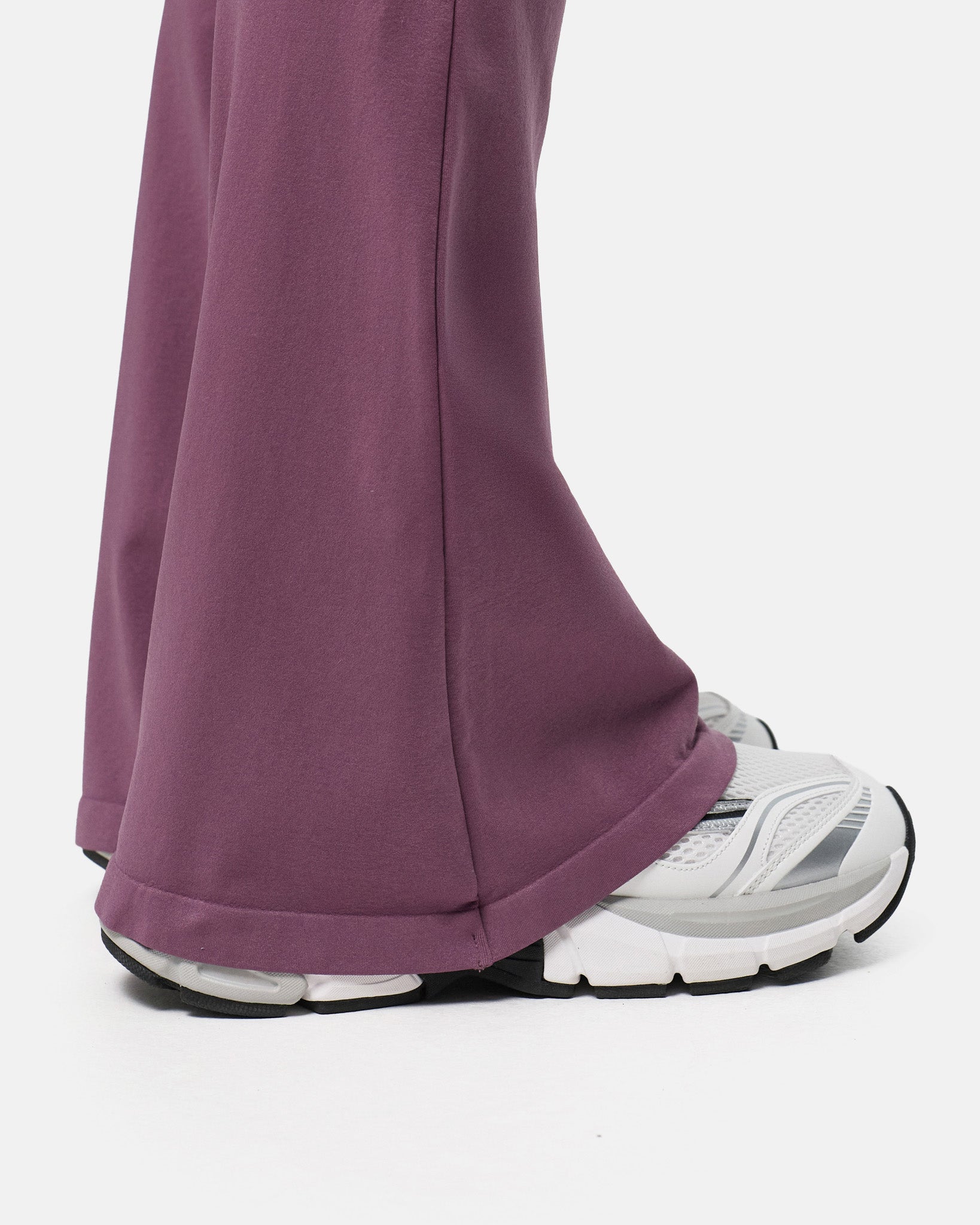 lavender mauve|regular