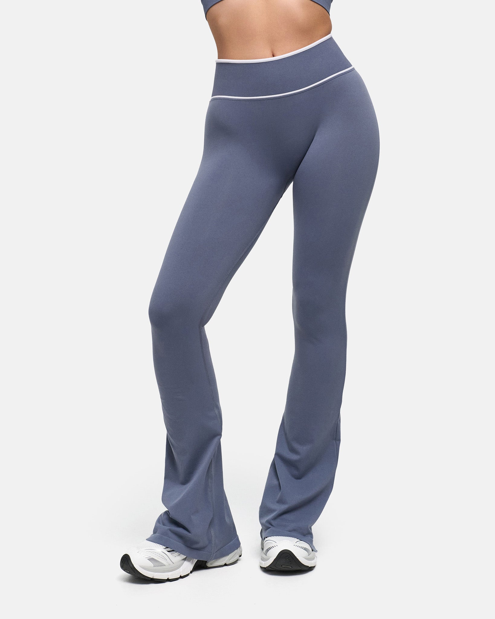 dusty blue|regular