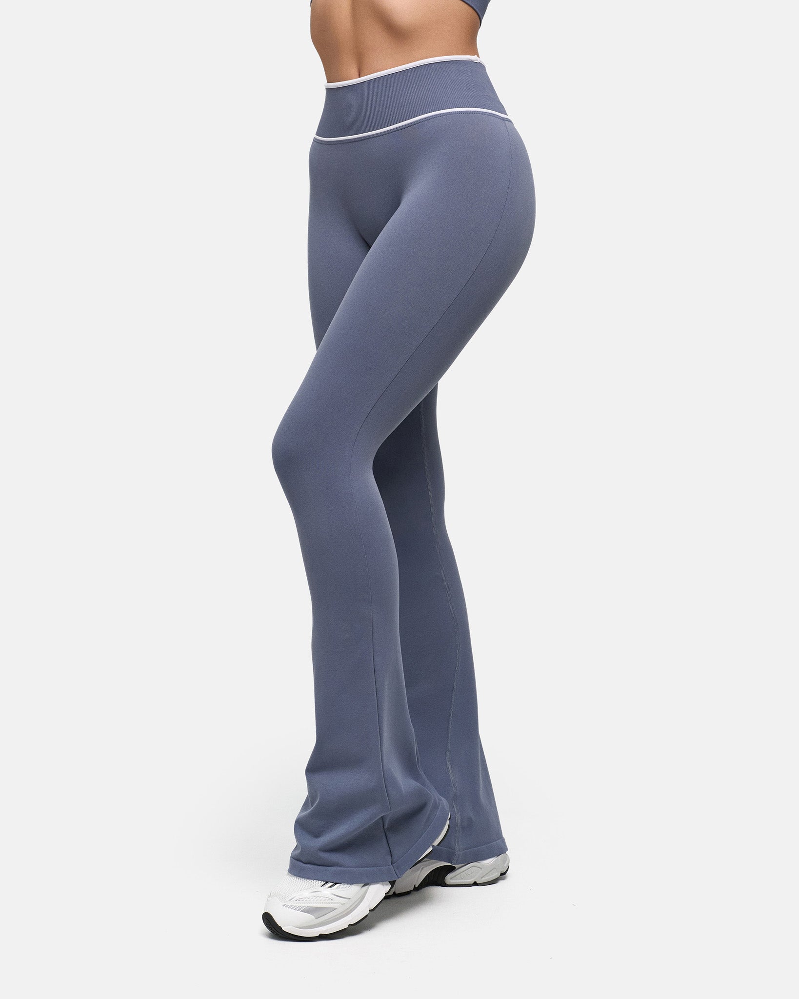 dusty blue|regular