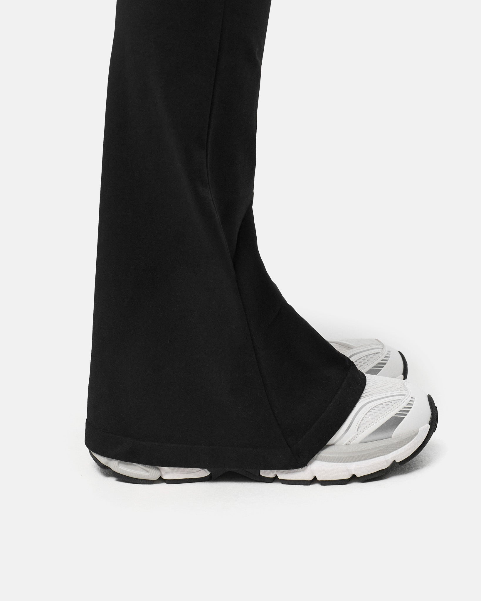 true black|regular