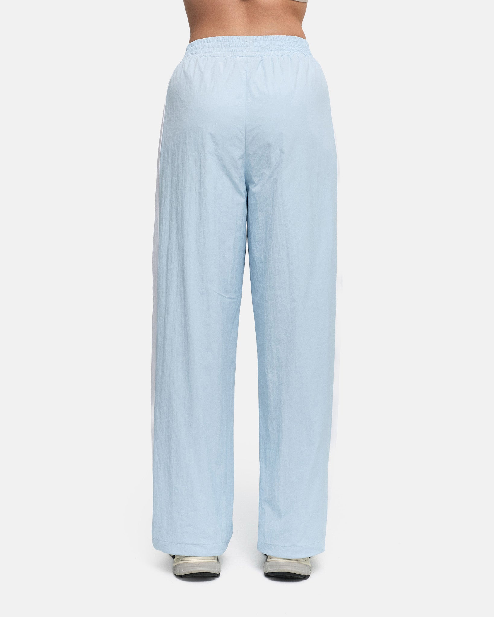 aura blue
