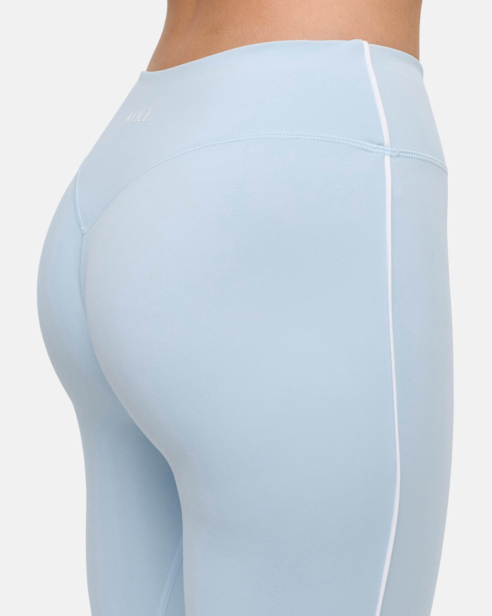 aura blue