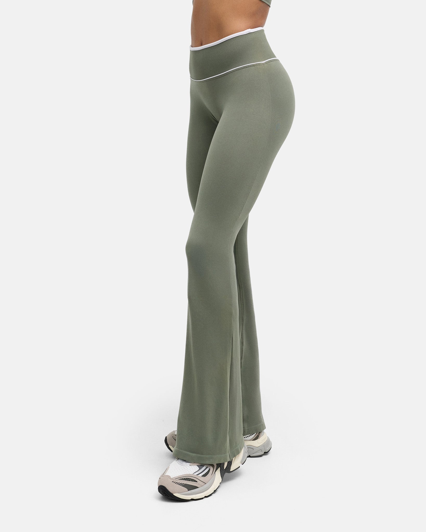 moss green|regular