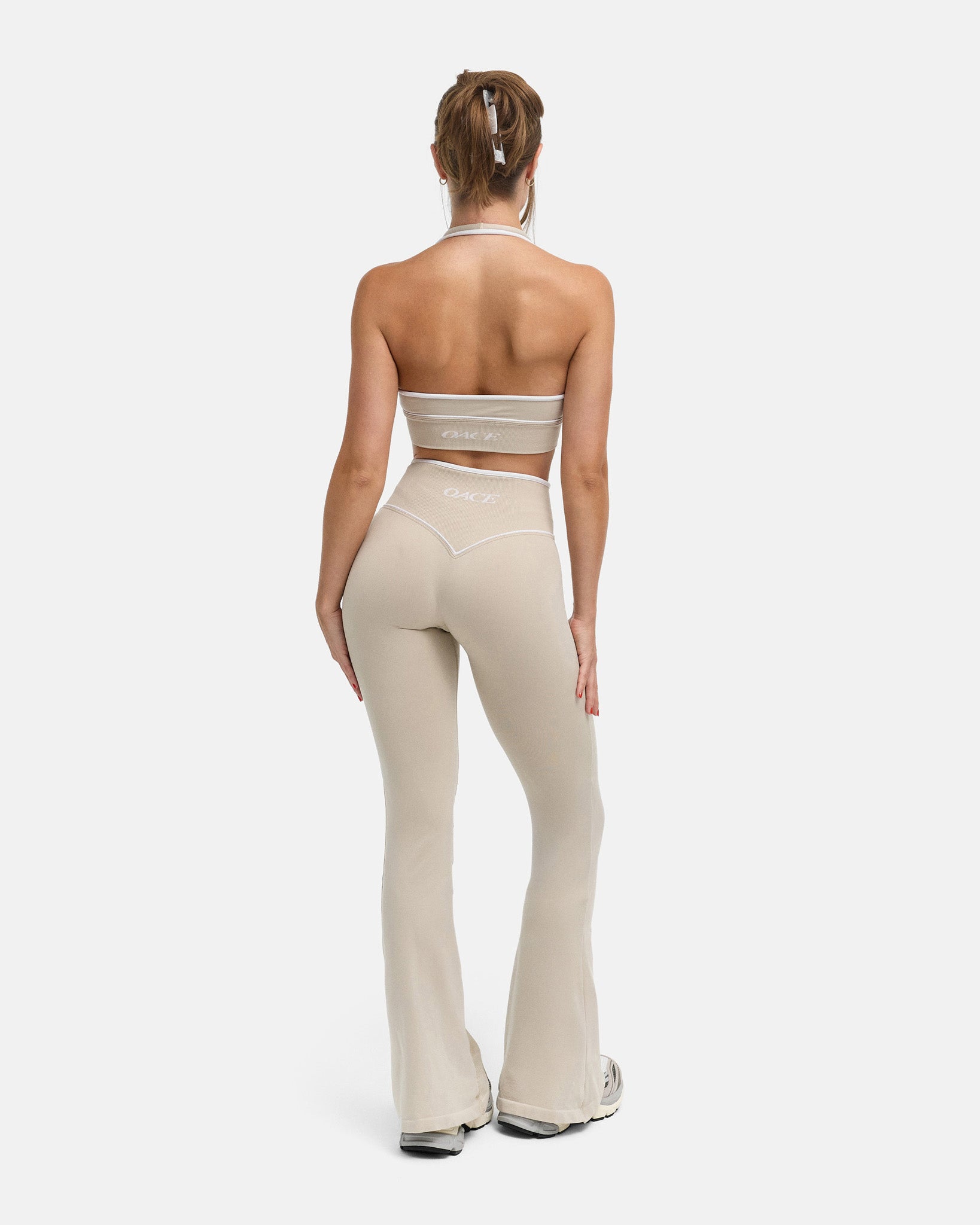 taupe|petite