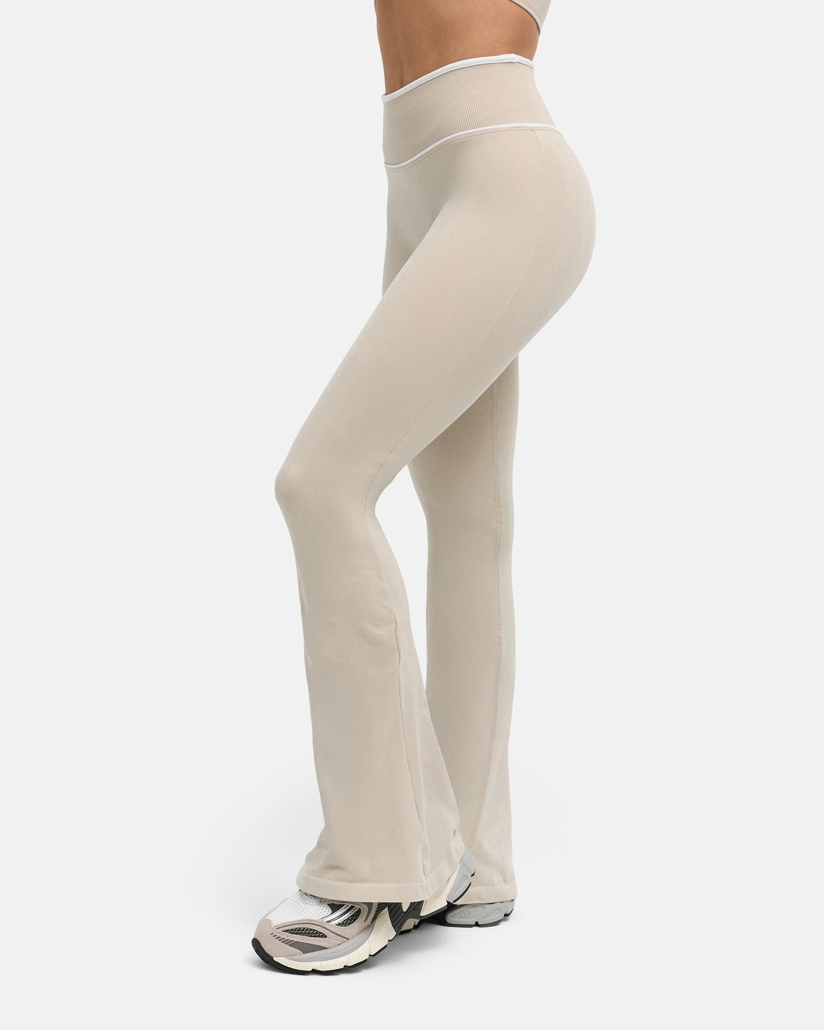 taupe|petite