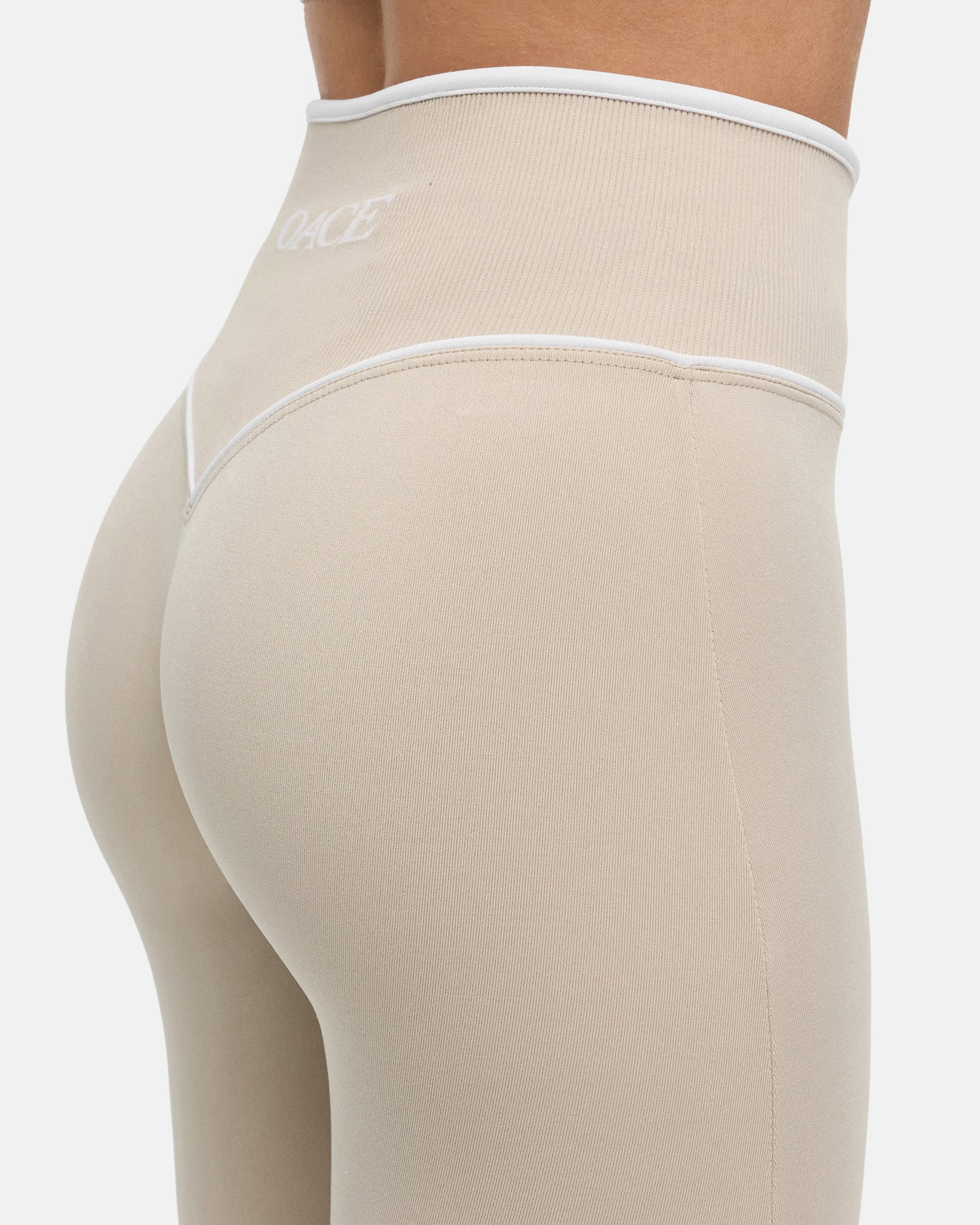 taupe|petite