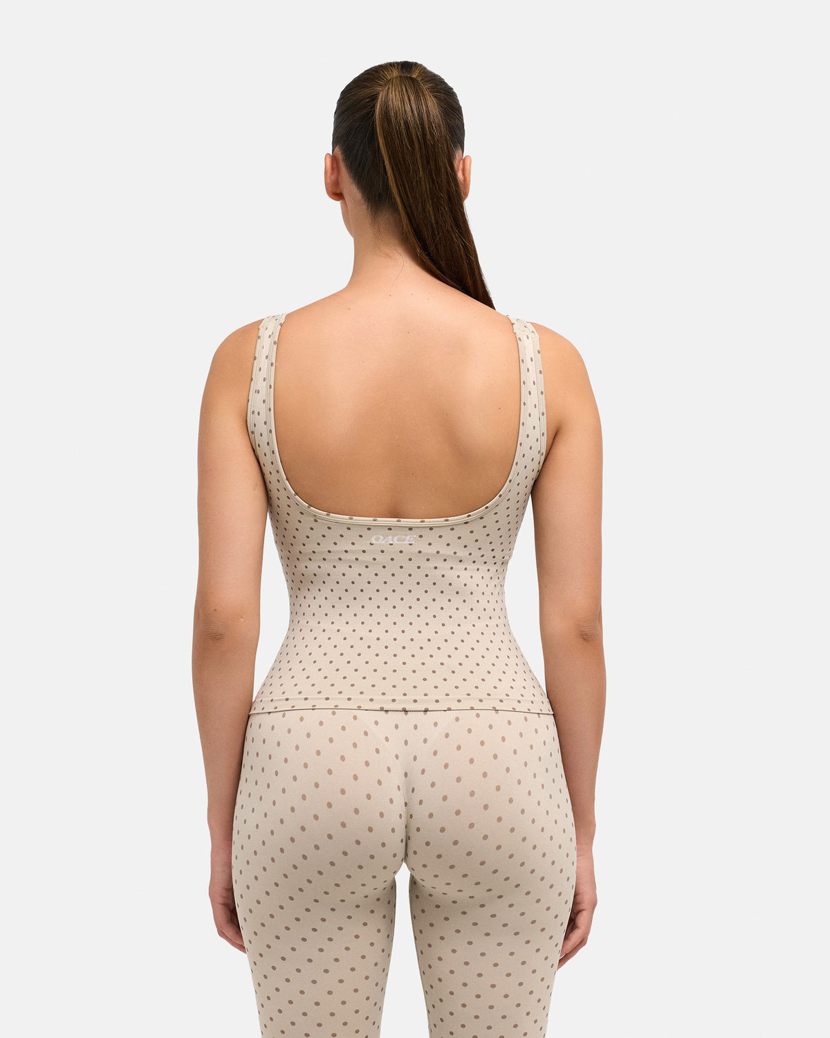 taupe/dots
