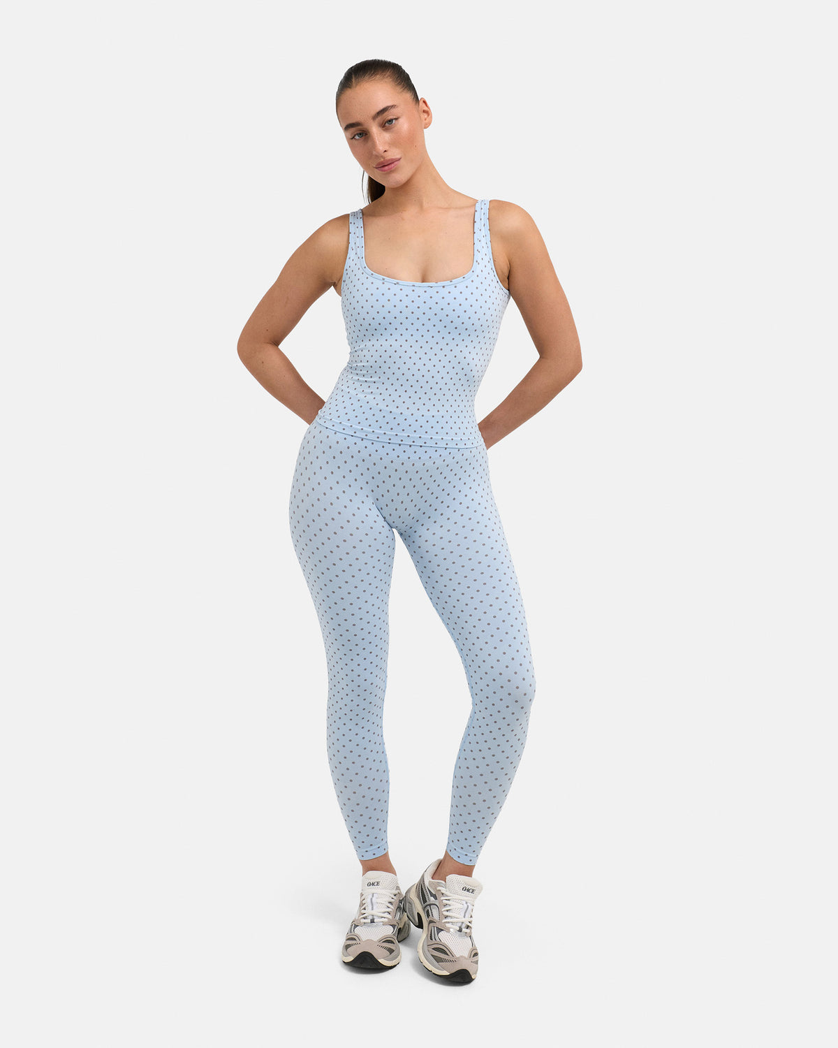 aura blue/dots